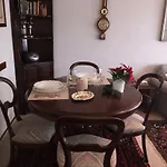 Cozy House Apartment *